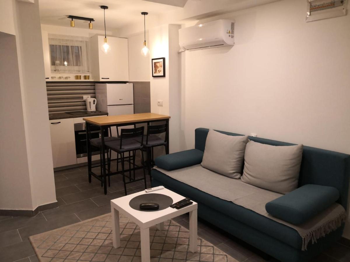 Bibi Zahumska Apartman Белград Екстериор снимка