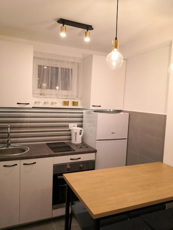 Bibi Zahumska Apartman Белград Екстериор снимка